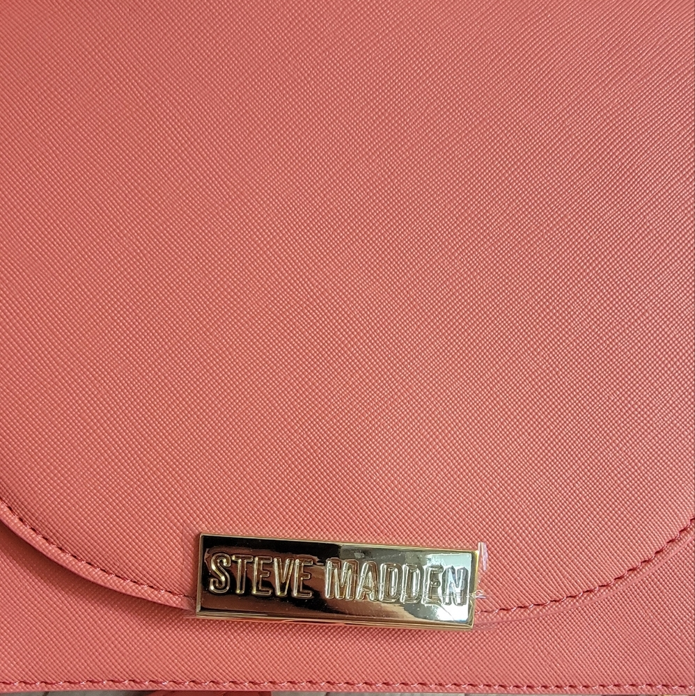 Steve Madden Coral Handbag - Picture 4 of 10